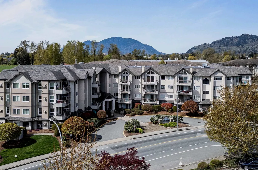 Condo for sale at 304 45520 Knight Road Chilliwack British Columbia - MLS: R3168720