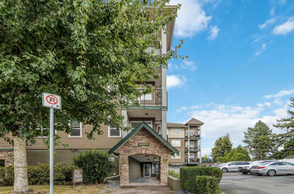 Condo for sale at 304 46053 Chilliwack Central Road Chilliwack British Columbia - MLS: R3153687