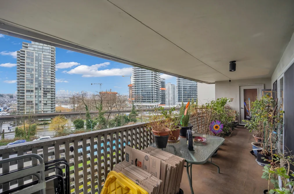 304 4941 LOUGHEED HIGHWAY, Burnaby BC V5B 4S6, Burnaby BC — Residential for Sale - Photo 7
