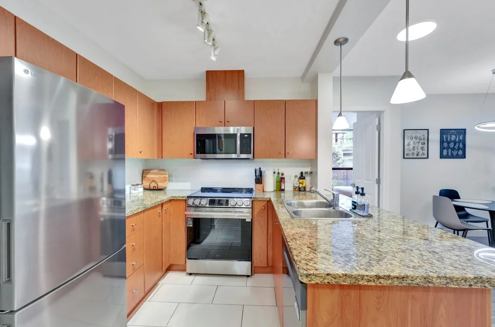 304 511 ROCHESTER AVENUE, Coquitlam BC V3K 0A2, Coquitlam BC — Residential for Sale - Photo 4