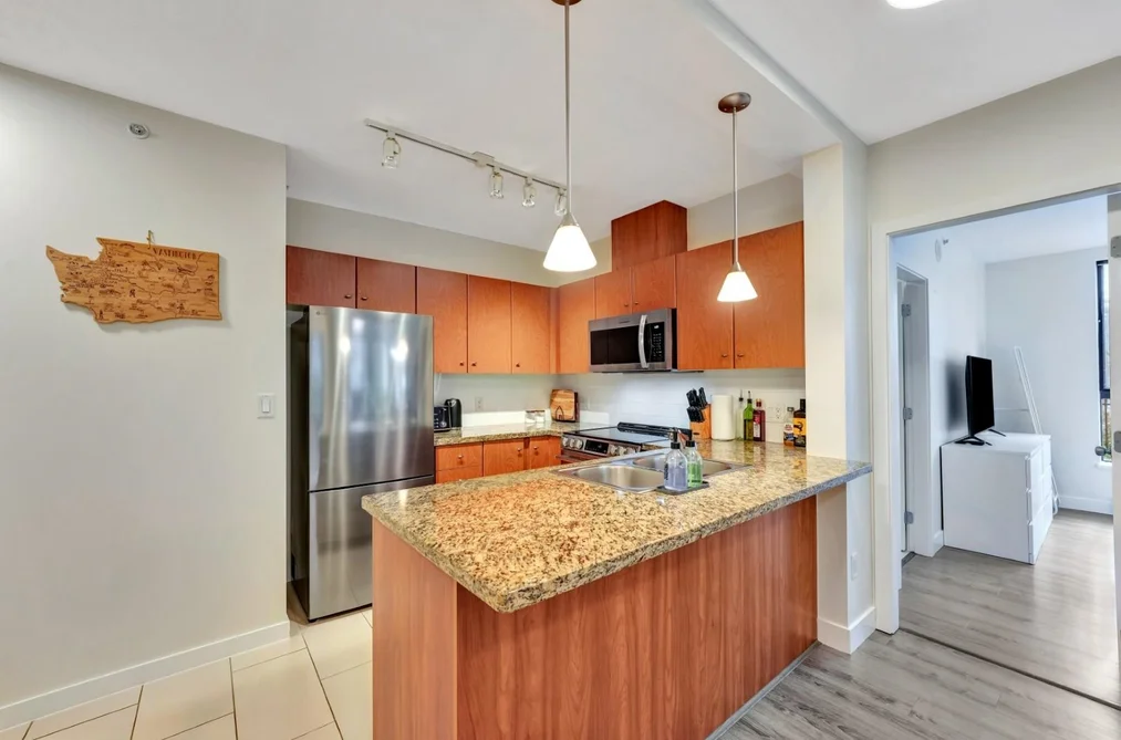 304 511 ROCHESTER AVENUE, Coquitlam BC V3K 0A2, Coquitlam BC — Residential for Sale - Photo 5