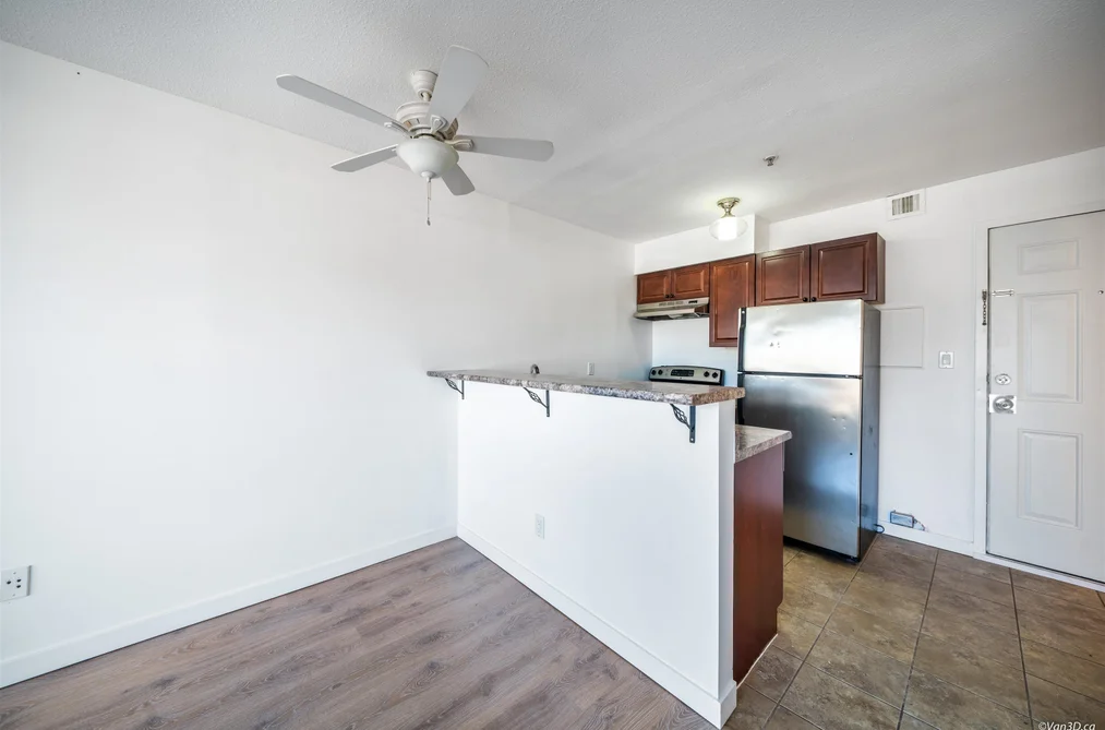 304 5520 JOYCE STREET, Vancouver BC V5R 4H6, Vancouver BC — Residential for Sale - Photo 3