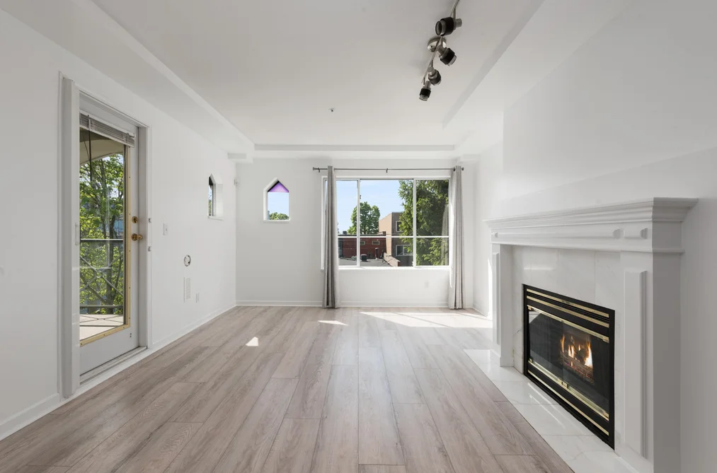 Condo for sale at 304 6475 Chester Street Vancouver British Columbia - MLS: R3122048