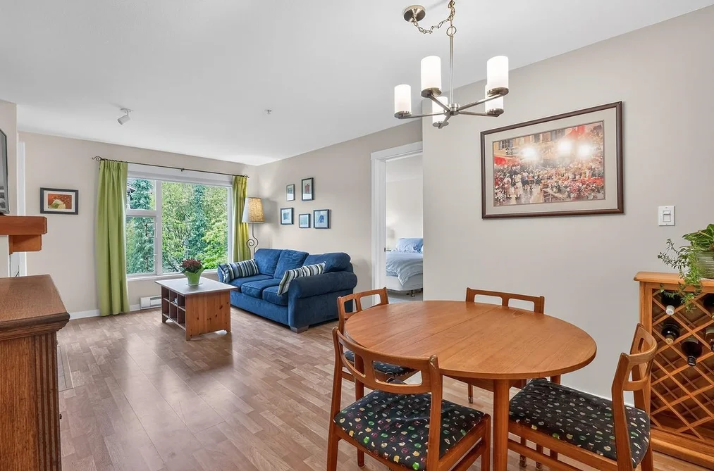 304 675 PARK CRESCENT, New Westminster BC V3L 5W4, New Westminster BC — Residential for Sale - Photo 2