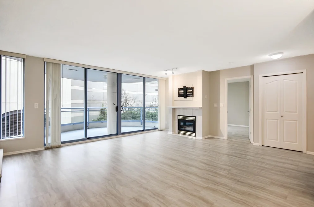 304-719 Princess Street, New Westminster, BC - Condo for Sale - Photo 3 of 35