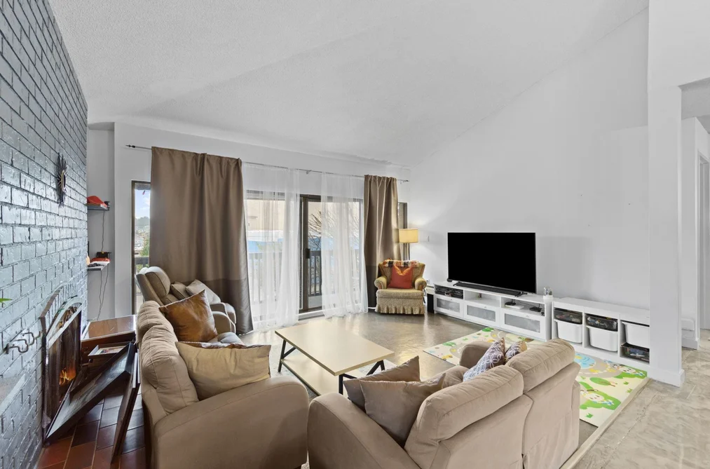 304 720 EIGHTH AVENUE AVENUE, New Westminster BC V3M 2R3, New Westminster BC — Residential for Sale - Photo 4