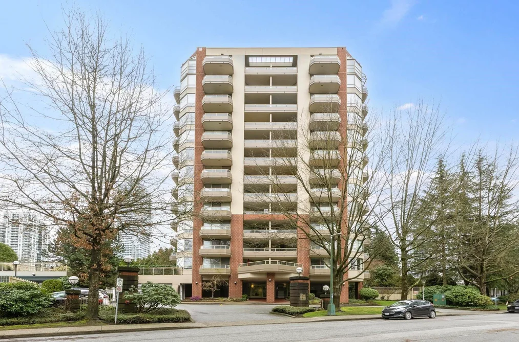 Condo for sale at 304 728 Farrow Street Coquitlam British Columbia - MLS: R3144178