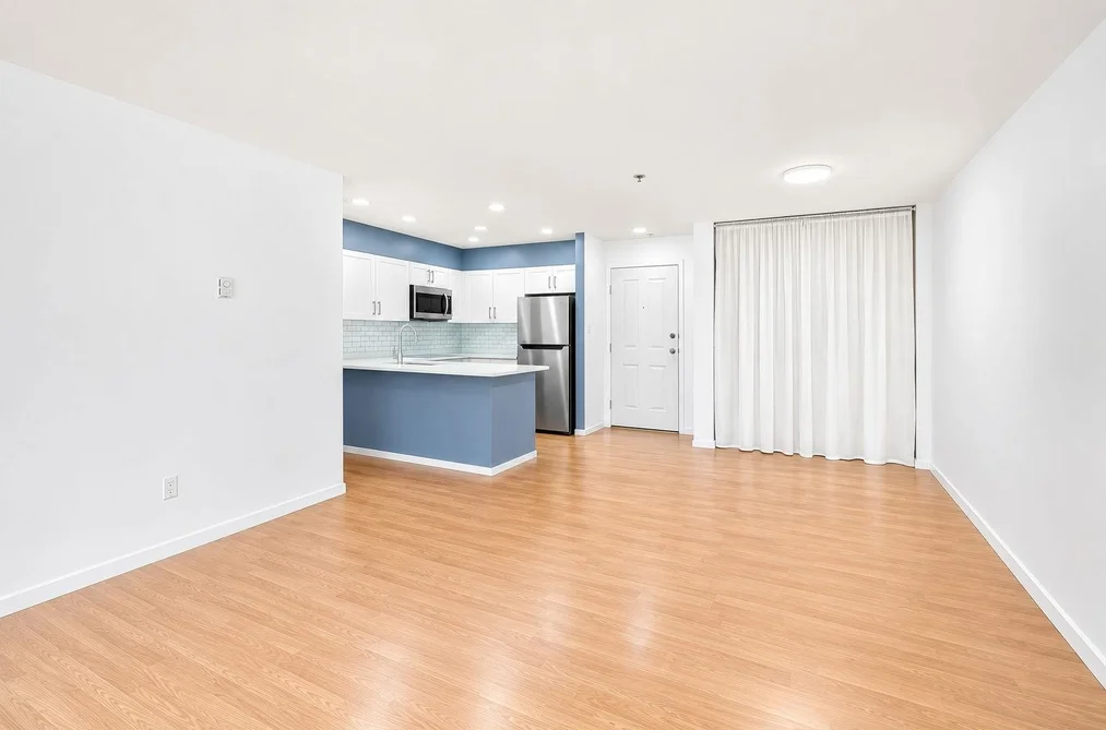 304 7800 ST. ALBANS ROAD, Richmond BC V6Y 3Y5, Richmond BC — Residential for Sale — Photo 10 of 36