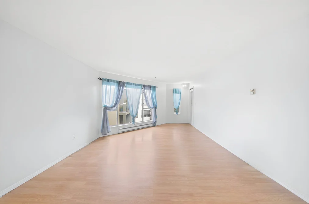 304 7800 ST. ALBANS ROAD, Richmond BC V6Y 3Y5, Richmond BC — Residential for Sale — Photo 18 of 36