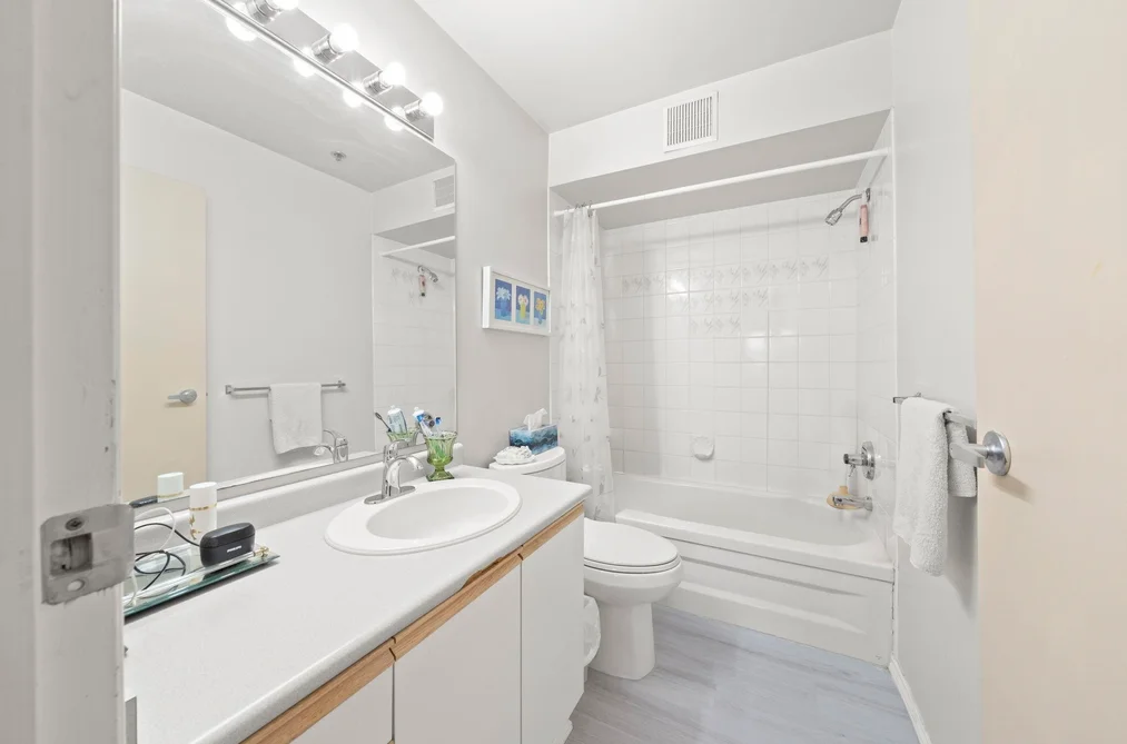 304 7800 ST. ALBANS ROAD, Richmond BC V6Y 3Y5, Richmond BC — Residential for Sale — Photo 28 of 36