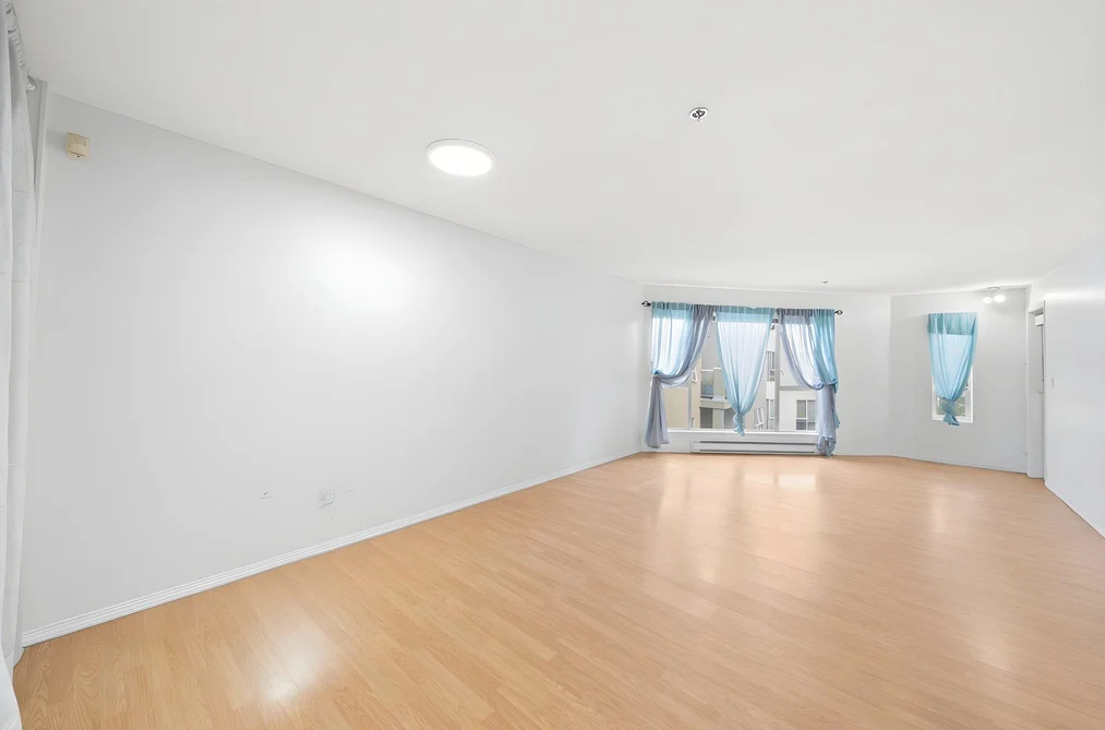 304 7800 ST. ALBANS ROAD, Richmond BC V6Y 3Y5, Richmond BC — Residential for Sale — Photo 3 of 36