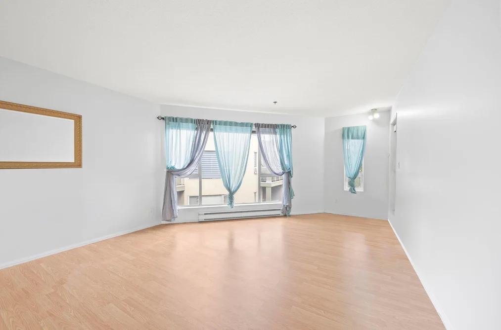 304 7800 ST. ALBANS ROAD, Richmond BC V6Y 3Y5, Richmond BC — Residential for Sale — Photo 4 of 36