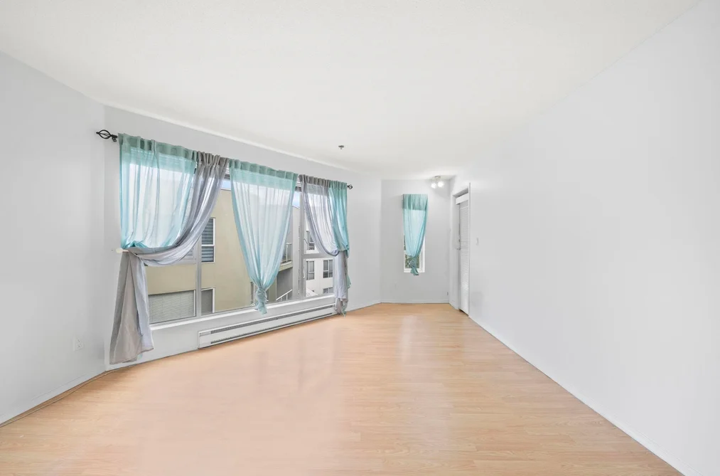 304 7800 ST. ALBANS ROAD, Richmond BC V6Y 3Y5, Richmond BC — Residential for Sale — Photo 6 of 36