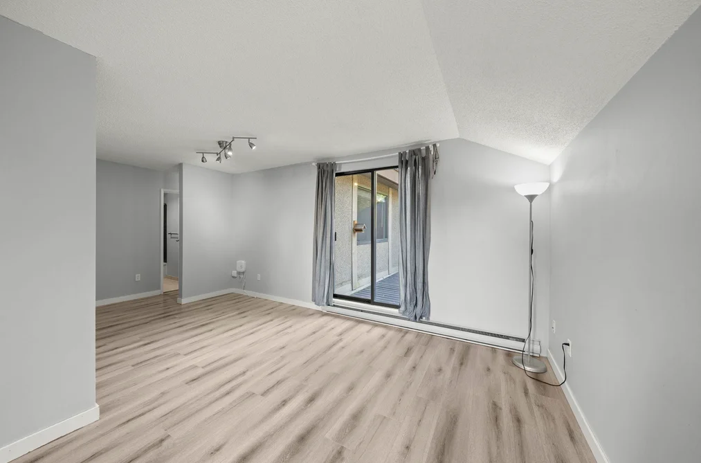 304 9128 CAPELLA DRIVE, Burnaby BC V3J 7K3, Burnaby BC — Residential for Sale - Photo 5
