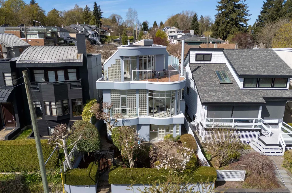 House for sale at 3043 Alma Street Vancouver British Columbia - MLS: R3110061