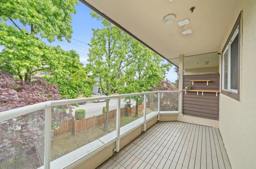 305 1009 HOWAY STREET, New Westminster BC V3M 6R1, New Westminster BC — Residential for Sale — Photo 10 of 32