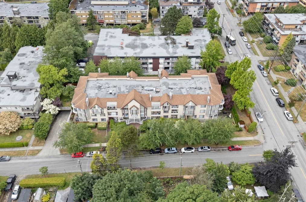305 1009 HOWAY STREET, New Westminster BC V3M 6R1, New Westminster BC — Residential for Sale — Photo 27 of 32