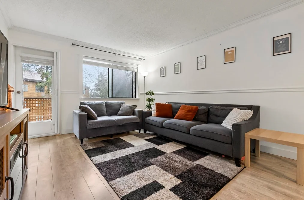 305 10644 151A STREET, Surrey BC V3R 8R3, Surrey BC — Residential for Sale - Photo 2