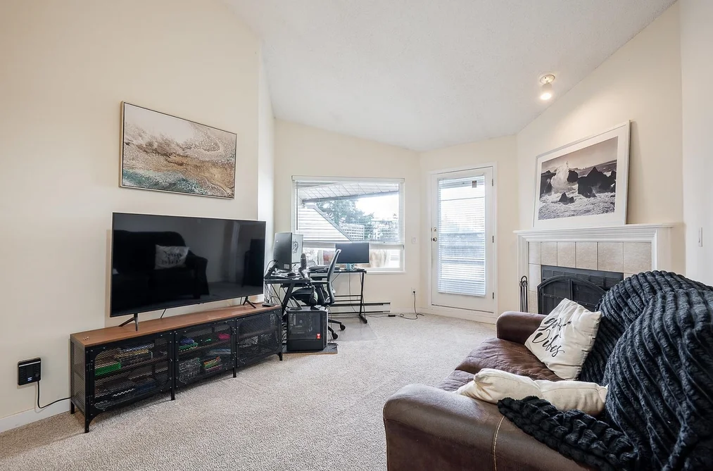 305 11726 225TH STREET, Maple Ridge BC V2X 6E4, Maple Ridge BC — Residential for Sale - Photo 2