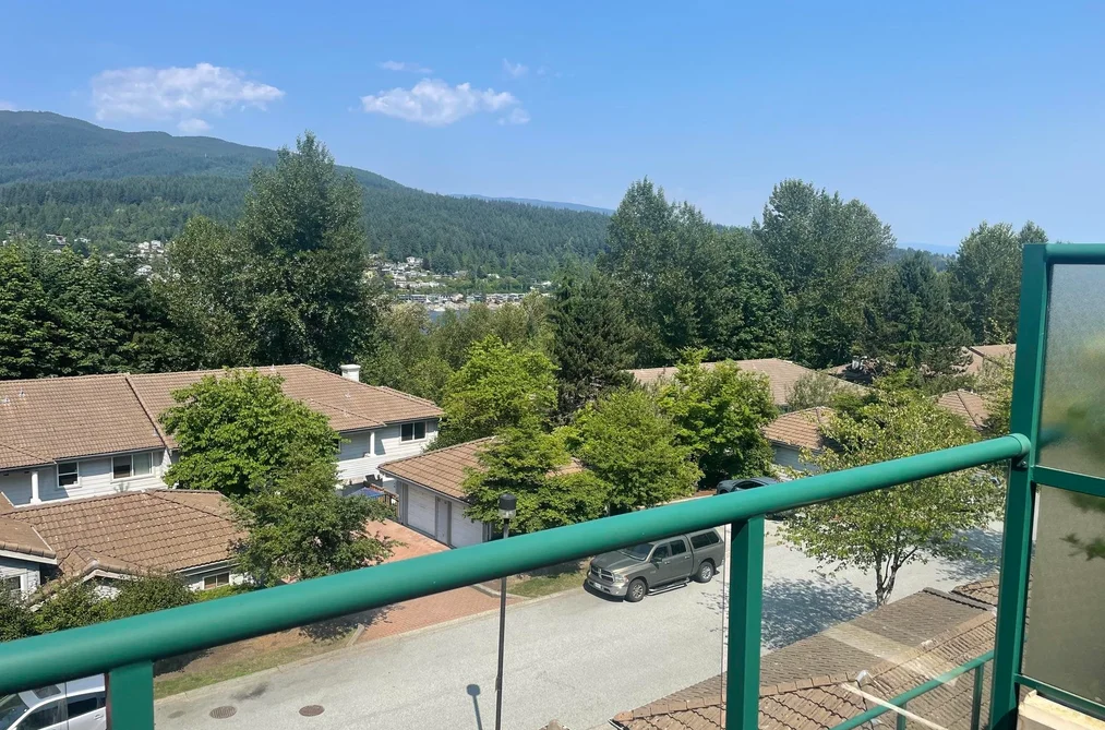 Condo for sale at 305 121 Shoreline Circle Port Moody British Columbia - MLS: R3146017