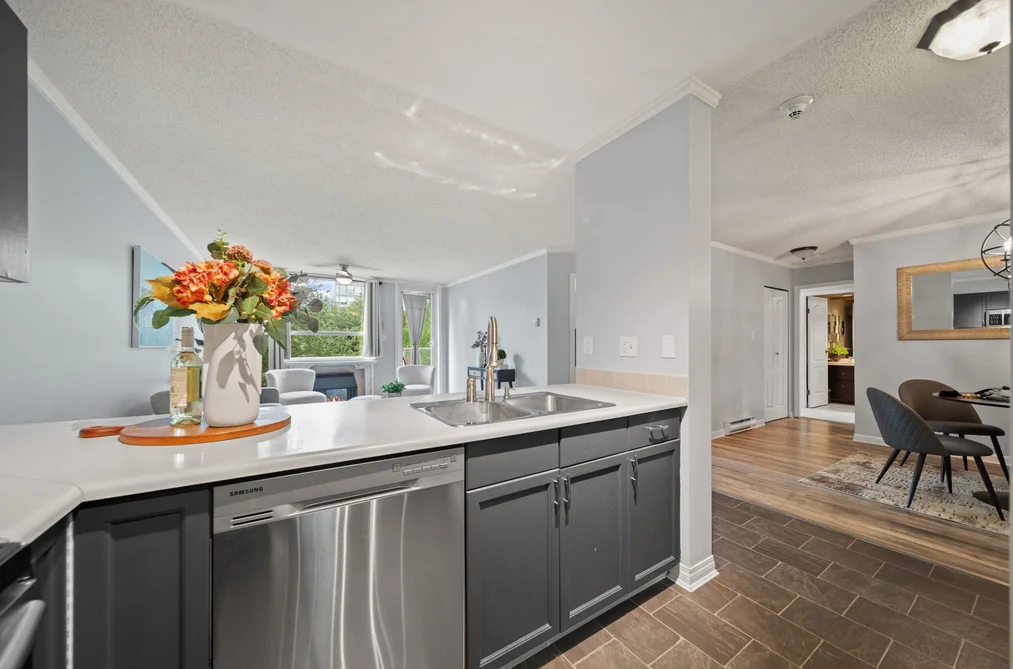 305 1250 QUAYSIDE DRIVE, New Westminster BC V3M 6E2, New Westminster BC — Residential for Sale — Photo 12 of 26