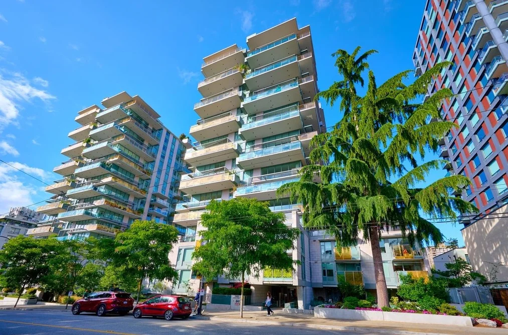 Condo for sale at 305 1365 Davie Street Vancouver British Columbia - MLS: R3156731