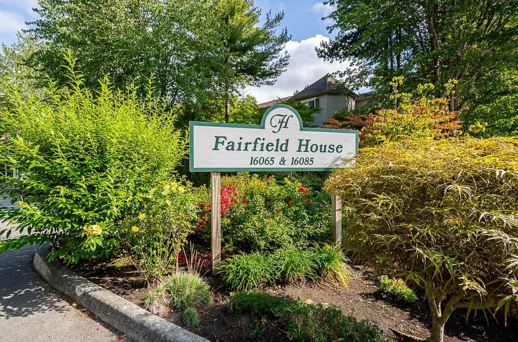 Condo for sale at 305 16065 83 Avenue Surrey British Columbia - MLS: R3164014