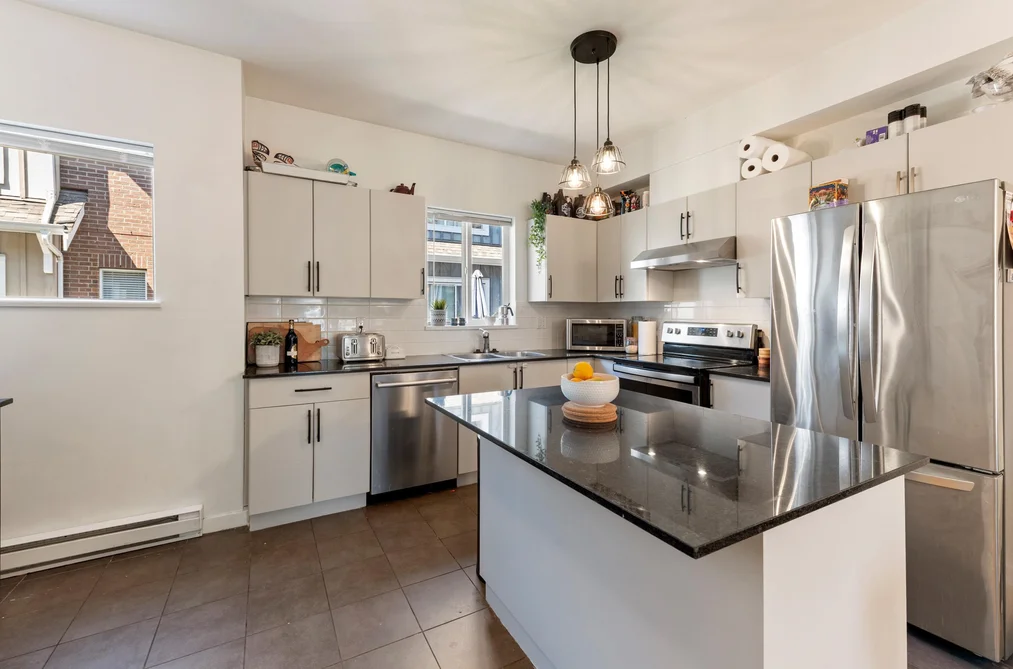 305 1661 FRASER AVENUE, Port Coquitlam BC V3B 0B6, Port Coquitlam BC — Residential for Sale — Photo 17 of 33