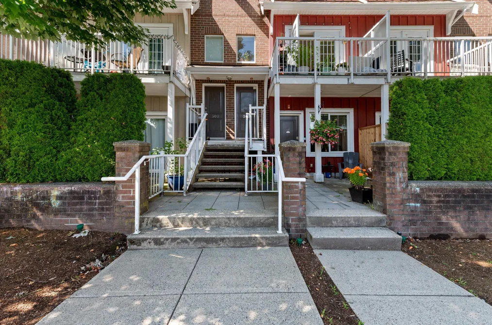 305 1661 FRASER AVENUE, Port Coquitlam BC V3B 0B6, Port Coquitlam BC — Residential for Sale - Photo 2