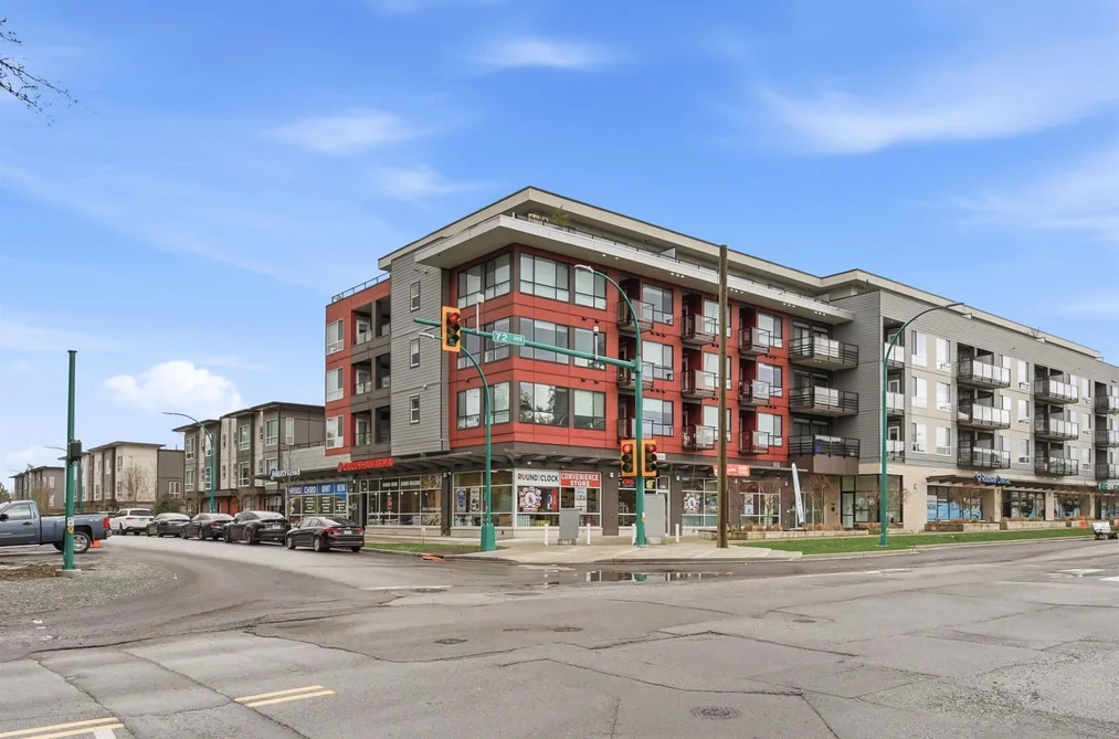 Condo for sale at 305 18811 72 Avenue Surrey British Columbia - MLS: R3100736