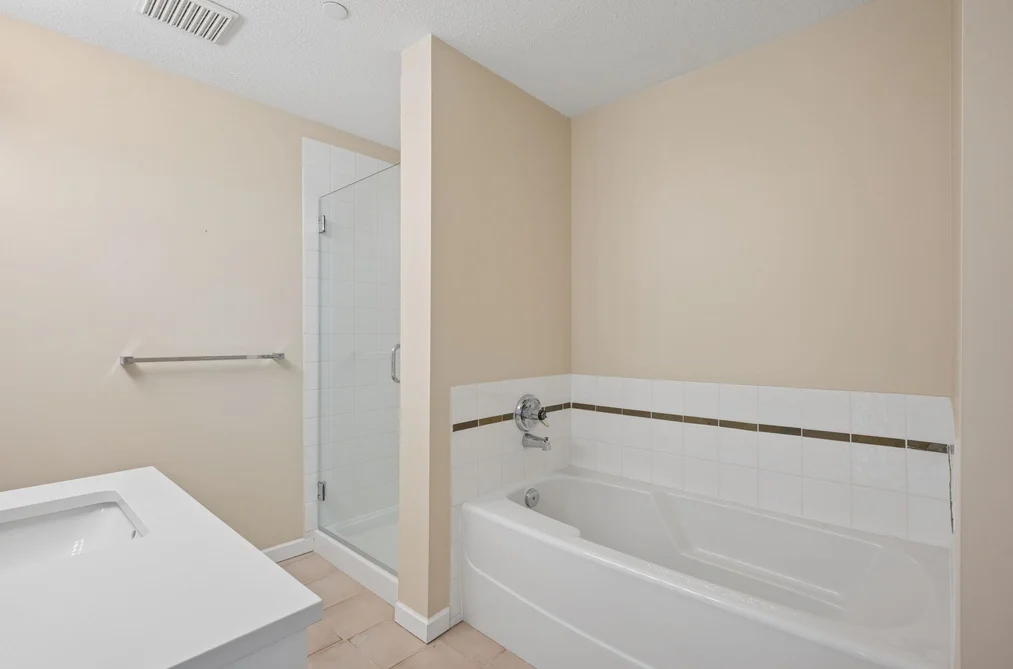 305 1990 E KENT AVENUE SOUTH, Vancouver BC V5P 4X5, Vancouver BC — Residential for Sale — Photo 14 of 32