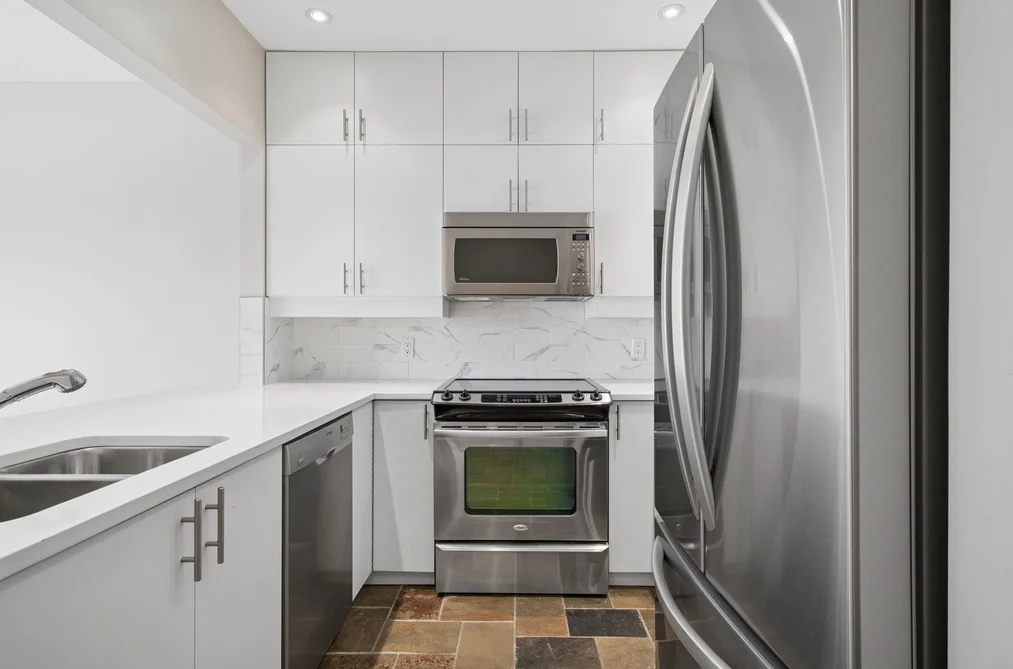 305 1990 E KENT AVENUE SOUTH, Vancouver BC V5P 4X5, Vancouver BC — Residential for Sale — Photo 8 of 32