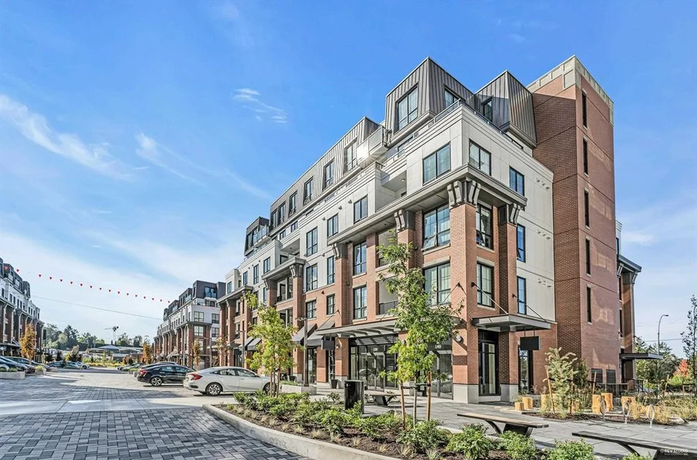 Condo for sale at 305 20019 83a Avenue Langley British Columbia - MLS: R3142739