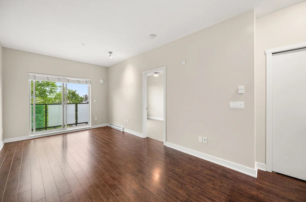 305 20460 DOUGLAS CRESCENT, Langley BC V3A 0C6, Langley BC — Residential for Sale - Photo 3