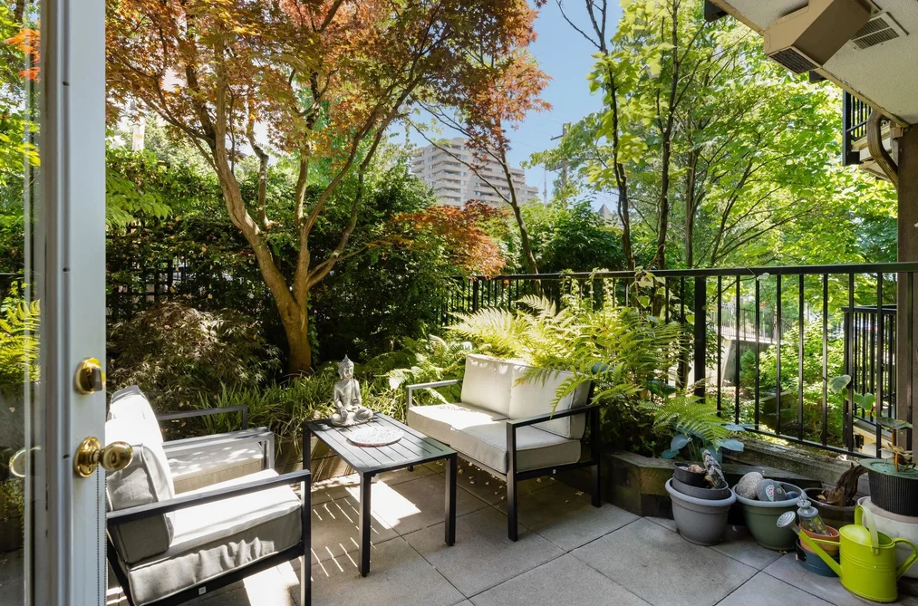 305 210 ELEVENTH STREET, New Westminster BC V3M 4C9, New Westminster BC — Residential for Sale — Photo 10 of 33