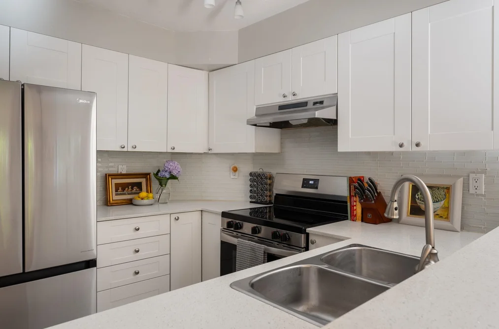 305 210 ELEVENTH STREET, New Westminster BC V3M 4C9, New Westminster BC — Residential for Sale — Photo 18 of 33