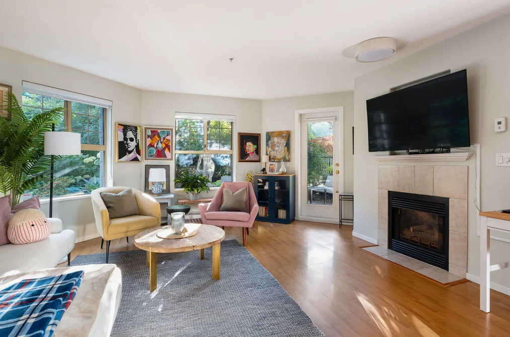 305 210 ELEVENTH STREET, New Westminster BC V3M 4C9, New Westminster BC — Residential for Sale — Photo 8 of 33