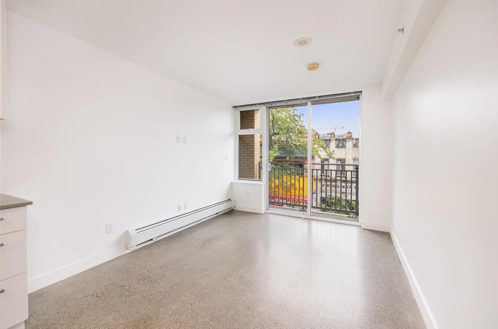 305 231 E PENDER STREET, Vancouver BC V6A 1T8, Vancouver BC — Residential for Sale — Photo 4 of 26