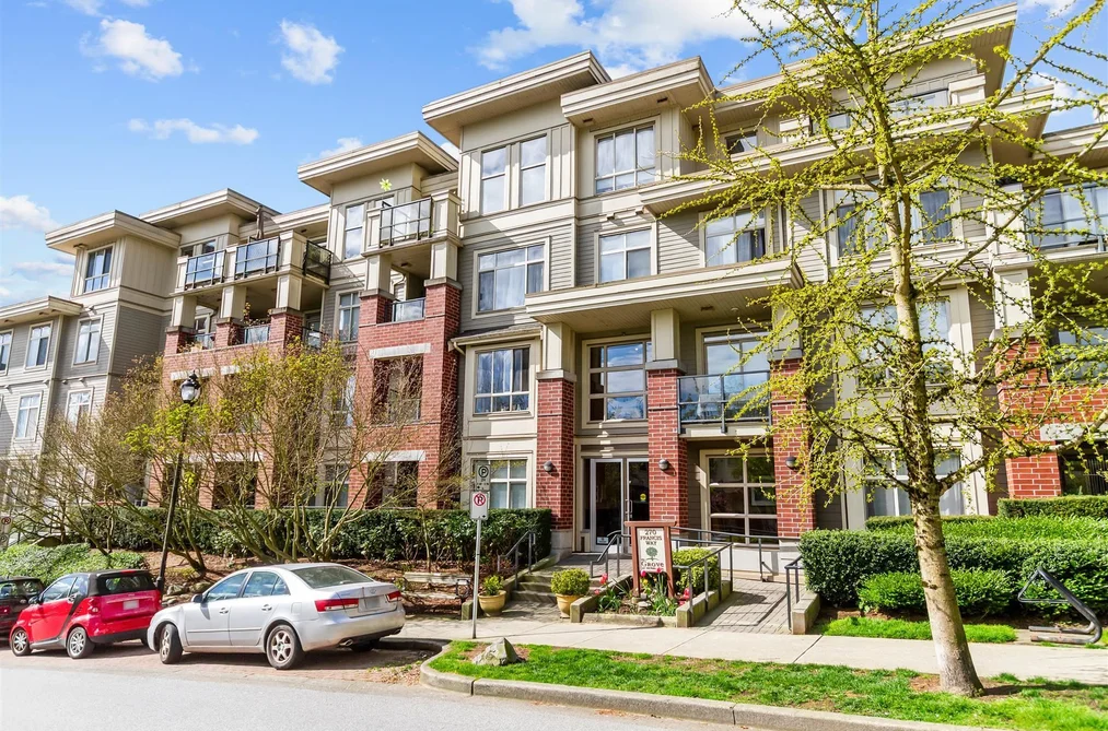 Condo for sale at 305 270 Francis Way New Westminster British Columbia - MLS: R3115169