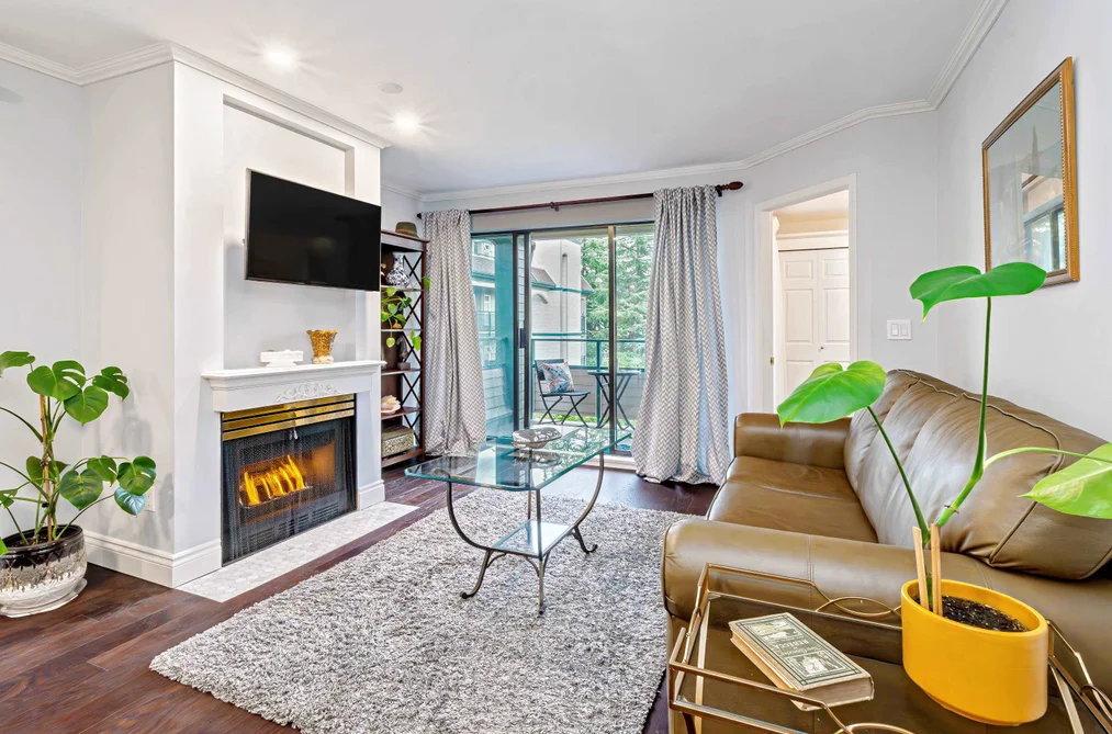 305 2925 GLEN DRIVE, Coquitlam BC V3B 7H9, Coquitlam BC — Residential for Sale - Photo 2