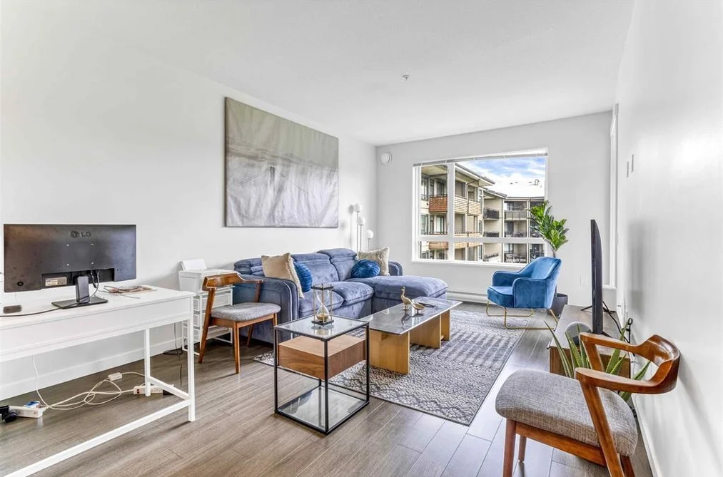 Condo for sale at 305 31158 Westridge Place Abbotsford British Columbia - MLS: R3156170