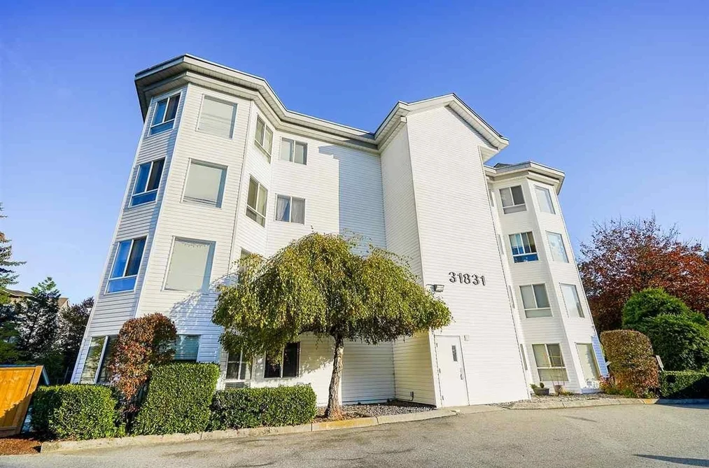 Condo for sale at 305 31831 Peardonville Road Abbotsford British Columbia - MLS: R3129802