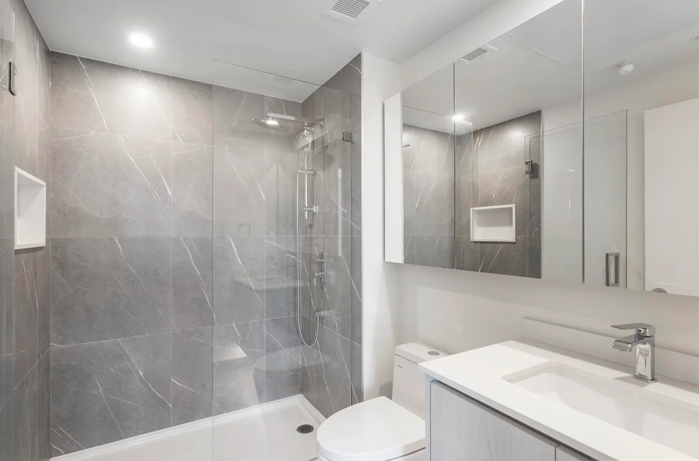 305 3264 VANNESS AVENUE, Vancouver BC V5R 4V3, Vancouver BC — Residential for Sale — Photo 12 of 32
