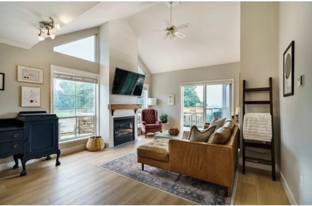 Condo for sale at 305 33150 4th Avenue Mission British Columbia - MLS: R3117877