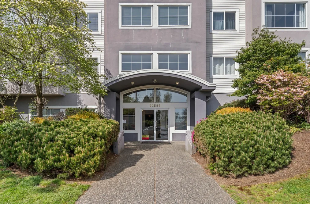 305 33599 2 AVENUE, Mission BC V2V 6J3, Mission BC — Residential for Sale - Photo 3