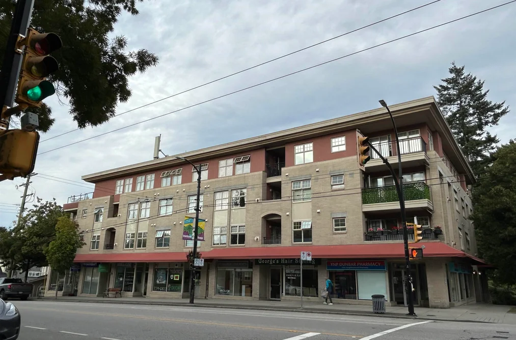 Condo for sale at 305 3595 W 26th Avenue Vancouver British Columbia - MLS: R3150560