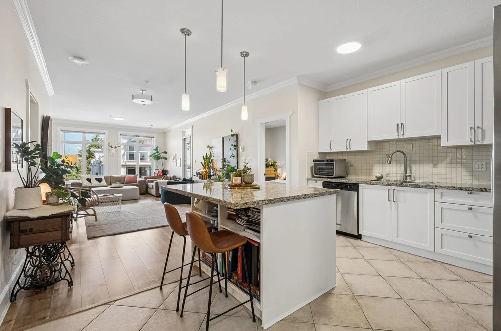 Condo for sale at 305 4111 Bayview Street Richmond British Columbia - MLS: R3116313