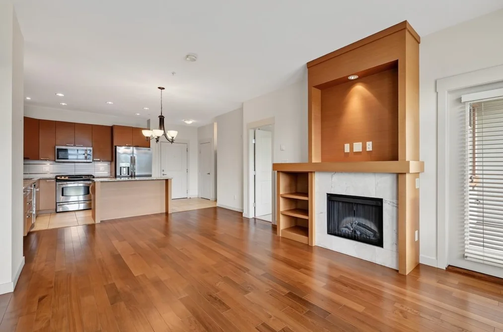 305 4365 HASTINGS STREET, Burnaby, BC — Residential for Sale — Photo 7 of 23