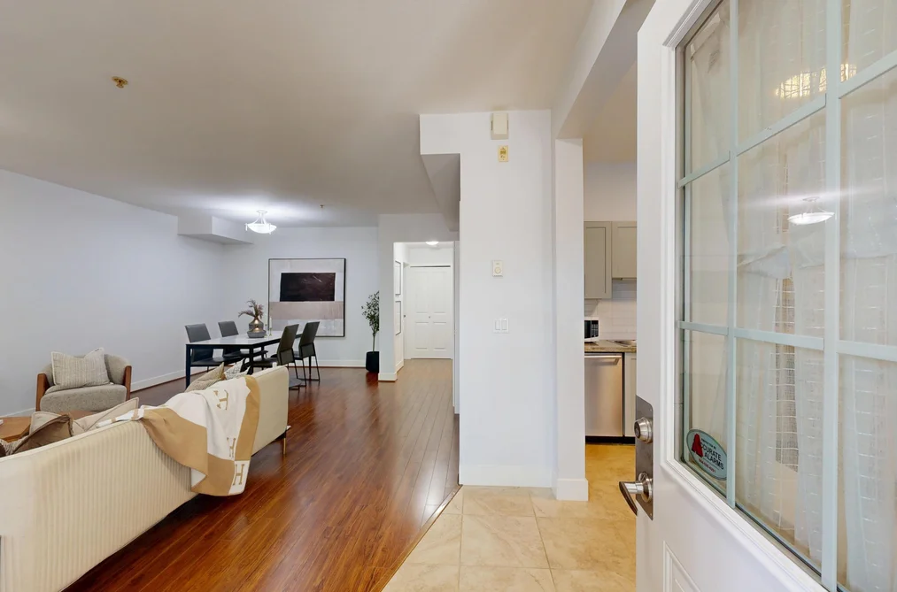 305 4468 ALBERT STREET, Burnaby BC V5C 2G8, Burnaby BC — Residential for Sale — Photo 2 of 35