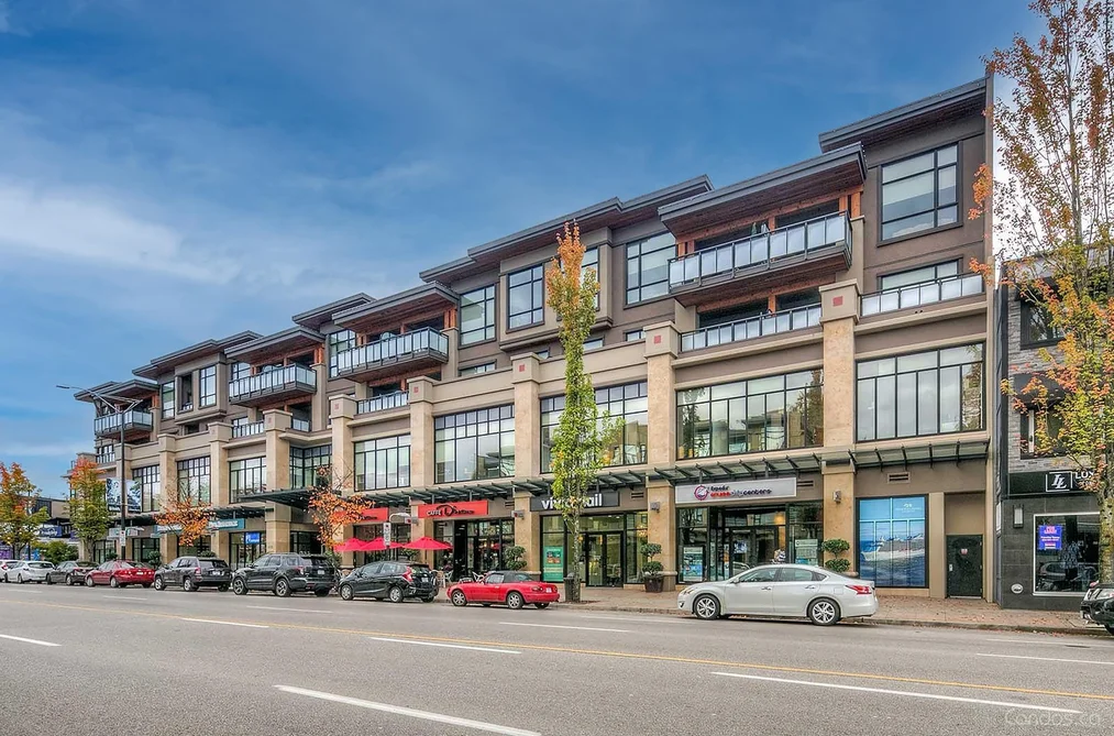 Condo for sale at 305 4570 Hastings Street Burnaby British Columbia - MLS: R3128943